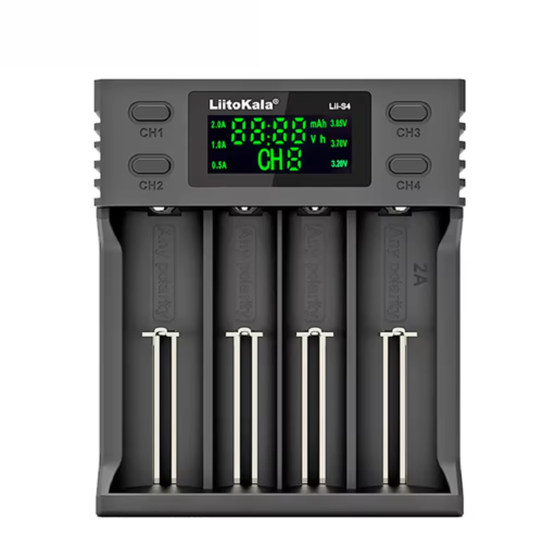 Chargeur Intelligent Universel 4 Emplacements pour Batteries Li-ion, Ni-MH et LiFePO4 avec Écran LCD