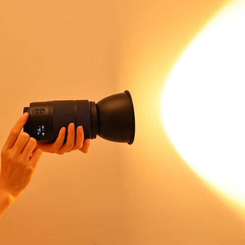 Lampe LED Vidéo RGB 60W Rechargeable – Éclairage Photo & Vidéo 360° avec Monture Magnétique et Écran LCD